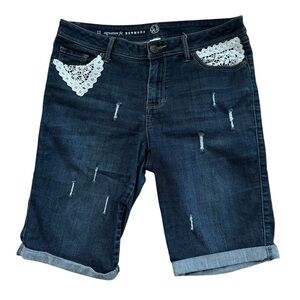 W62 Dark wash Blue Denim Jean Bermuda Shorts Signature Fit Size 12